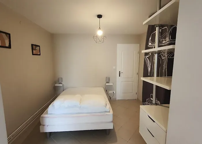 Holiday home Maison Napoleon Wimille